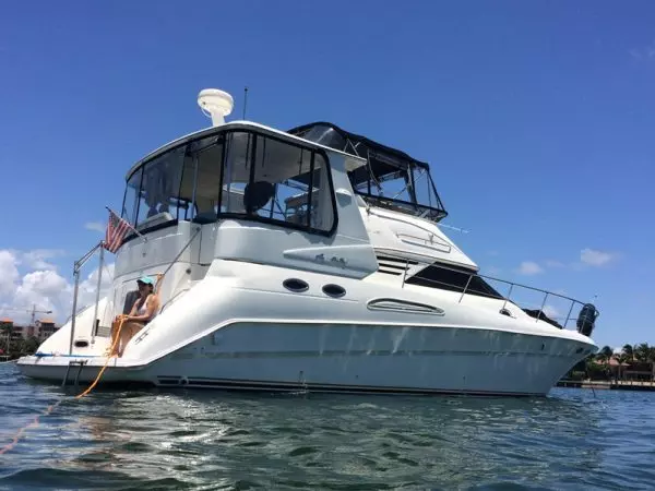 Searay 420 motor yacht charter los angeles