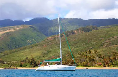 honolulu boat rent yacht charter 43 beneteau sailboat