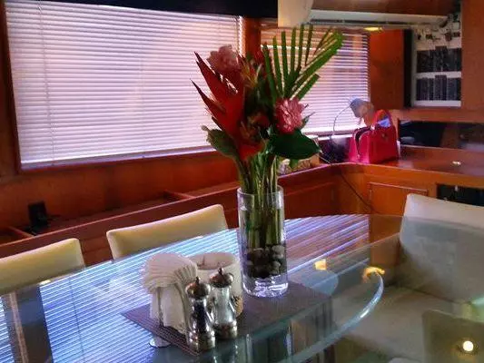 Honolulu Yacht Charter