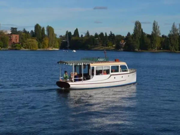 Lake Union, Seattle Yacht Rental