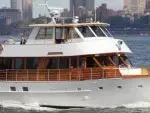 NEW YORK Yacht Rentals
