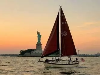 Classic Sailboat Yacht Rentals in NEW YORK