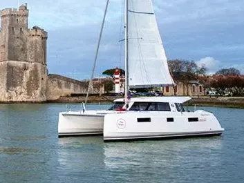 Catamaran sailing yacht Yacht Rentals in