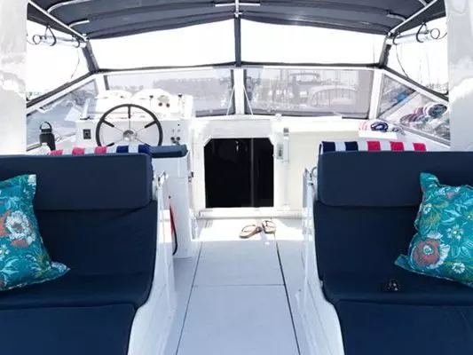 Motor Yacht Boat Charter in Marina del Rey