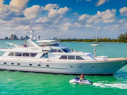 Motor Yacht Yacht Rental in Quincy/Boston